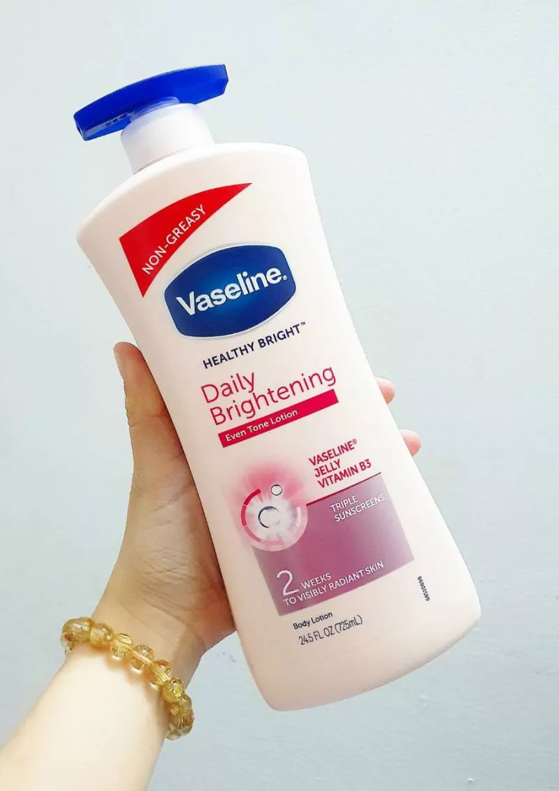 Sữa dưỡng thể Vaseline Healthy Bright Daily Brightening Body Lotion