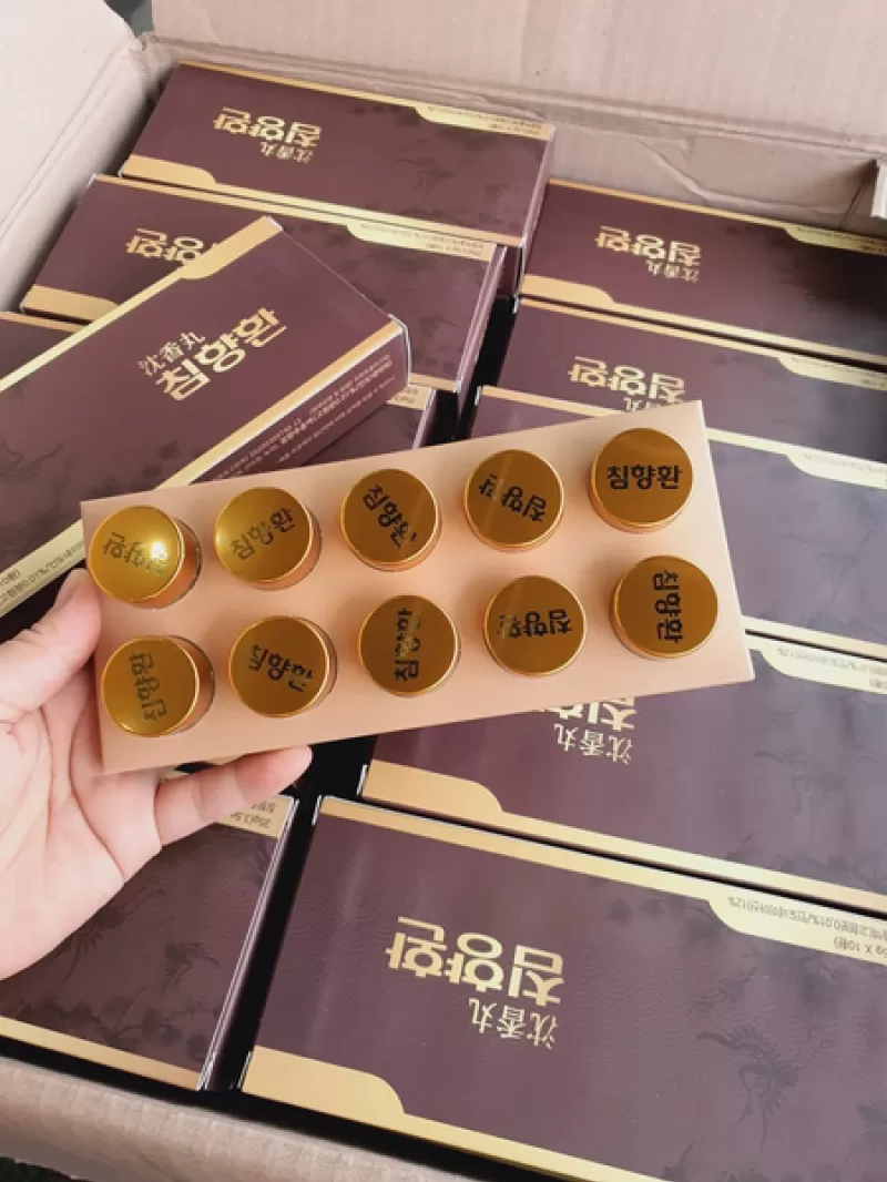 Viên Hoàn Hồng Sâm Trầm Hương Hàn Quốc Hộp 10 Viên x 3,75g