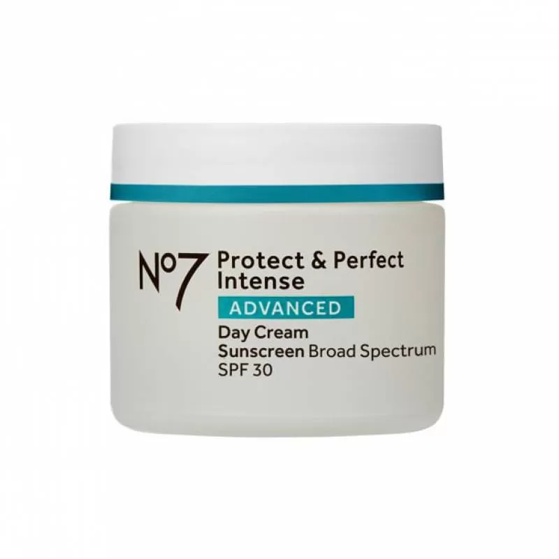 No7 - Kem & Serum dưỡng da - Protect & Perfect