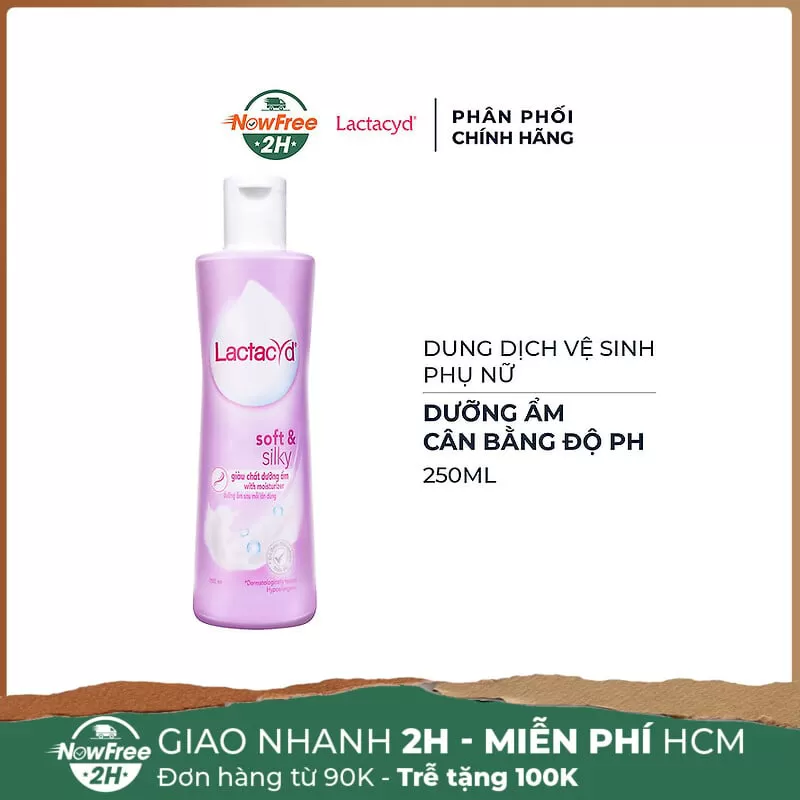 Dung Dịch Vệ Sinh Phụ Nữ Lactacyd Dưỡng Ẩm 250ml