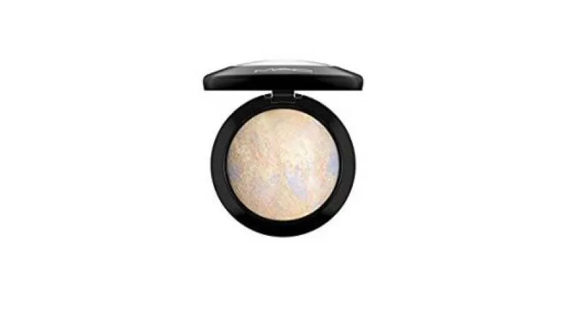 Highlight MAC Mineralize Skinfinish – Lightscapade