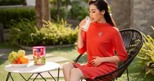 Mang thai tháng đầu có nên uống sữa bầu không?