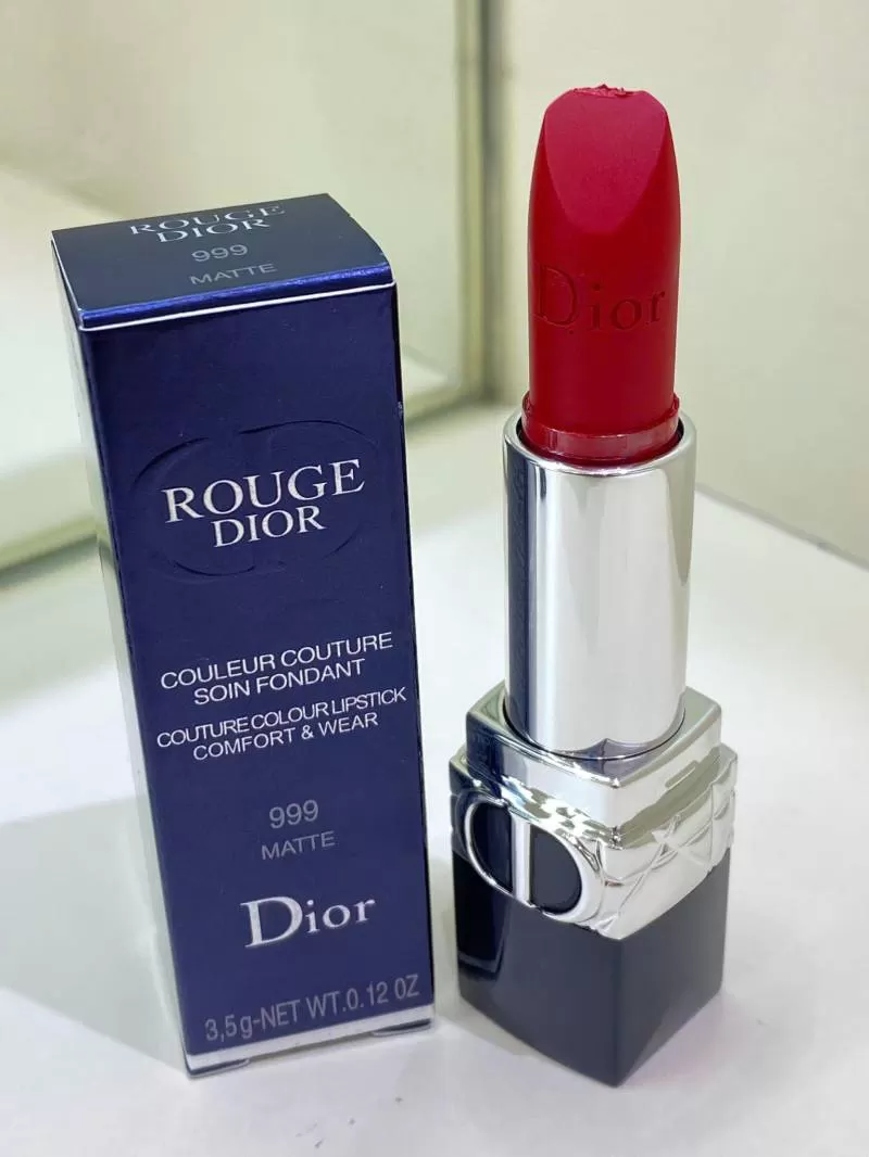 Son Dior Rouge Matte 999 ( Lỗi Đầu Son Nhẹ )